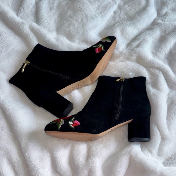 ✨ Kate Spade New York Langton Suede Embroidered Booties 9.5 ✨ - Picture 5 of 8